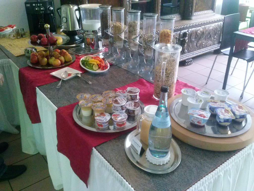 Businesshotel & Appartements Stuttgart-Vaihingen Rom bilde